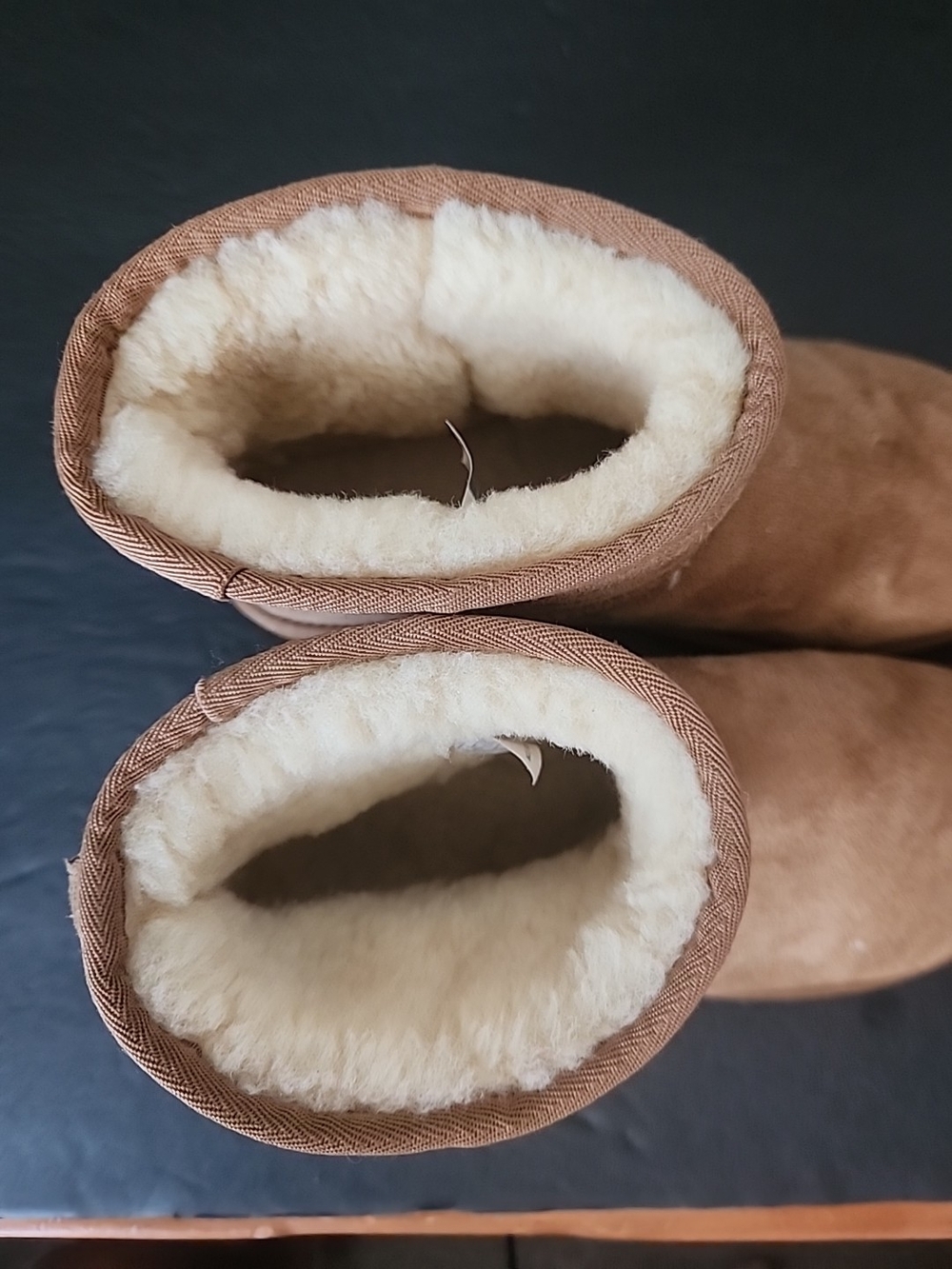 UGG Boots Size 8 Women’s Chestnut - Picture 9 of 9